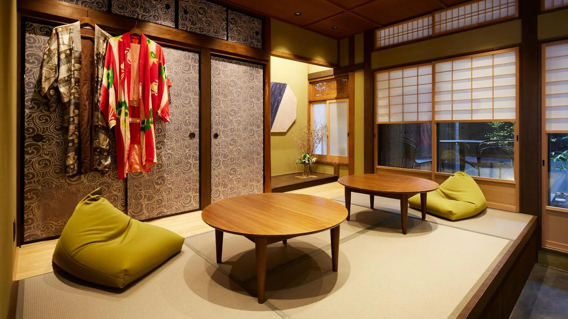 Minn Nijo-Jo Kyoto 0*,  Japan